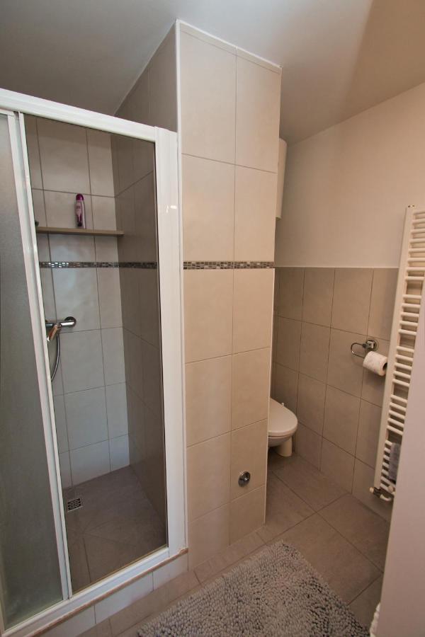 Apartment Zizi โอมิช ภายนอก รูปภาพ